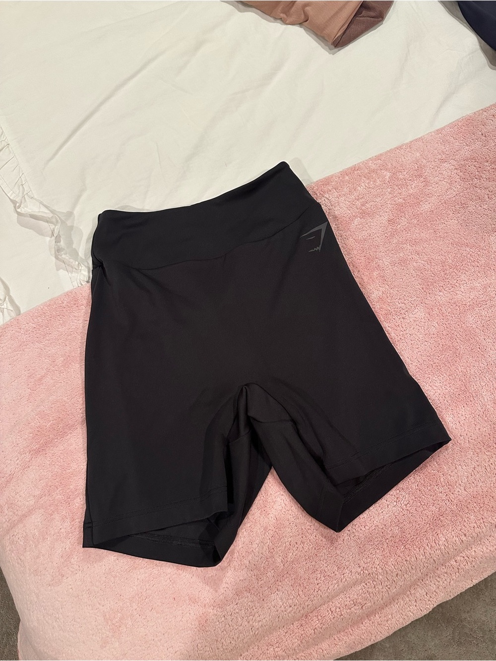Gym Shark Scrunch Shorts